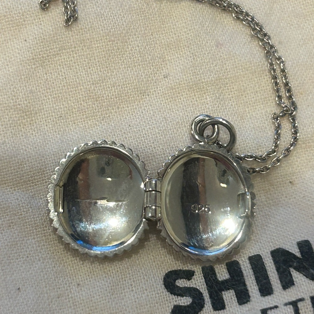 Shinola Sterling Silver .925 Coin Edge Locket Necklace - Picture 8 of 8